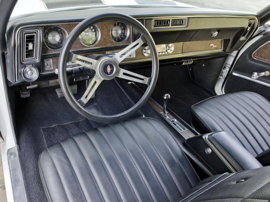  Oldsmobile Cutlass Supreme Convertible Indy 500 Pace Car 1970 года  (фото 4 из 5)